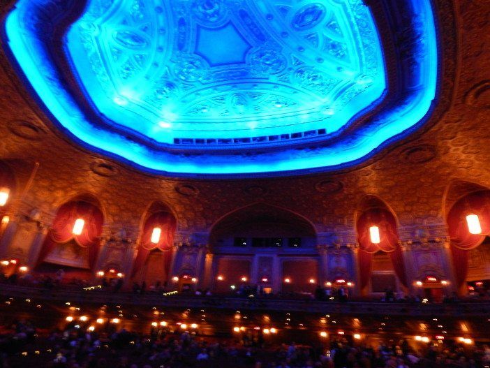 Diana Ross Kings Theatre ceiling from ground floord