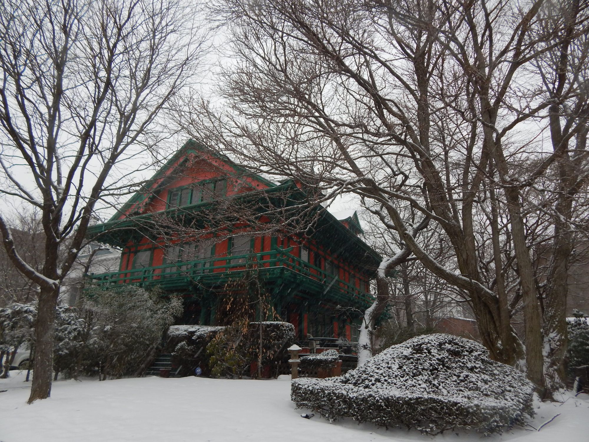 The Japanese House: Bringing Color To Our Winter