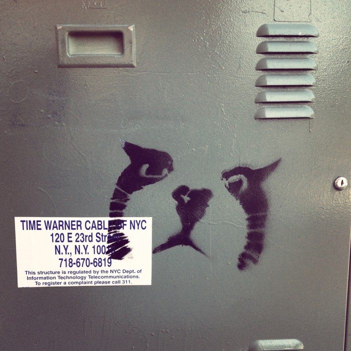 cat stencil graffiti