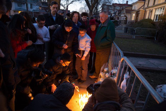 Sunday memorial service in front of the burned out Sassoon home. (Photo courtesy of Rafael Lopez Jr. / RLJRNews.com)
