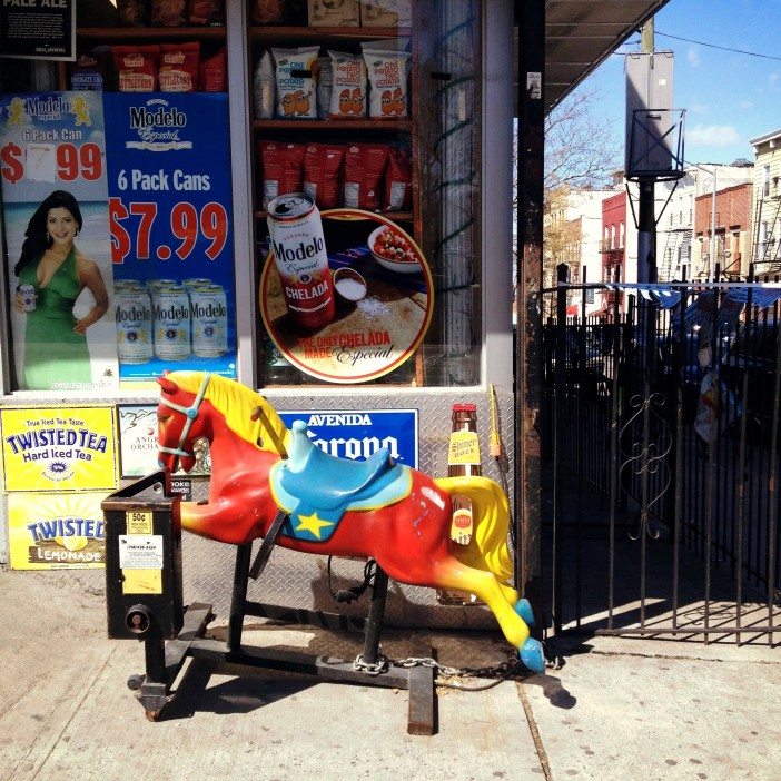 bodega horse on 5th ave