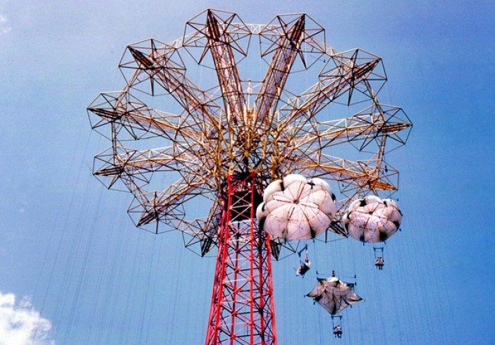 The Parachute Jump once dropped thrill-seekers from its top, affording the best views of the shoreline. Photo by Abe Feinstein.