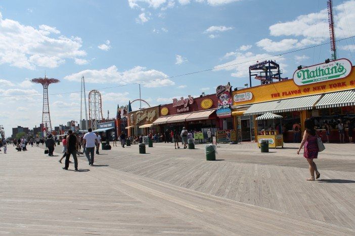 Now, new restaurants have rejuvenated the venerable walk. Photo by Elise Feinstein.