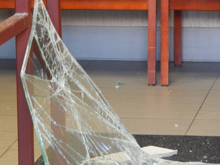 Newkirk Medical Plaza vandalized broken window