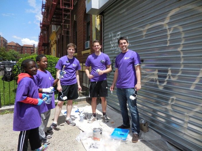 cleanup volunteers