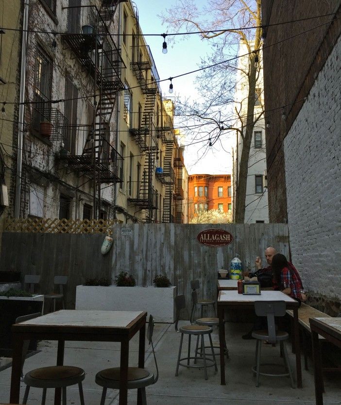 the backyard at luke's lobster in park slope