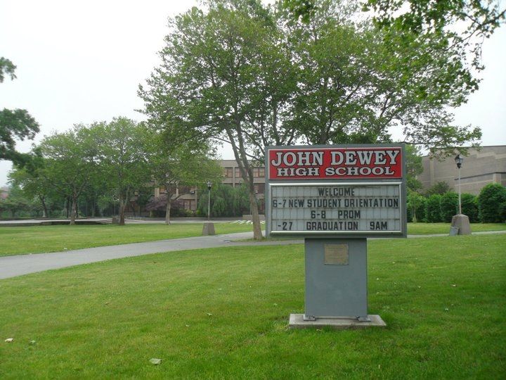 John Dewey High School. (Source: Wikimedia Commons)