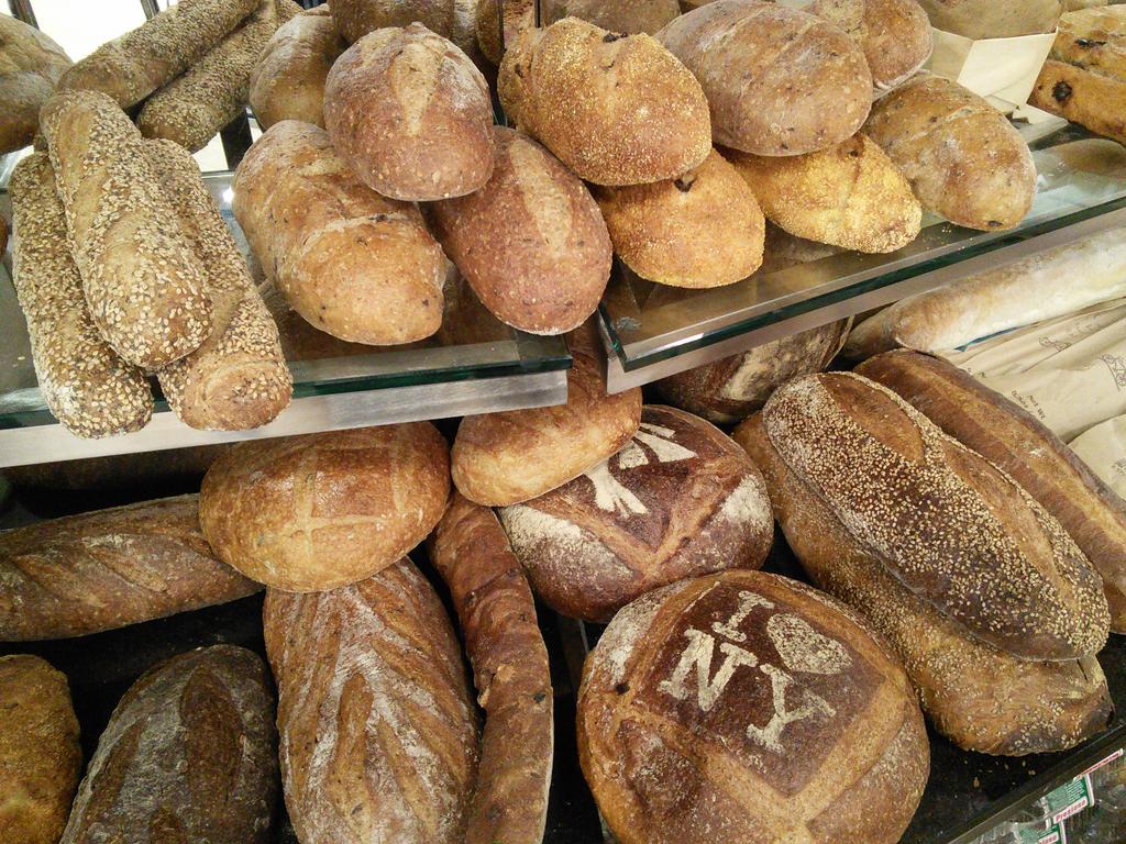 Windsor Terrace Key Food grand opening bread