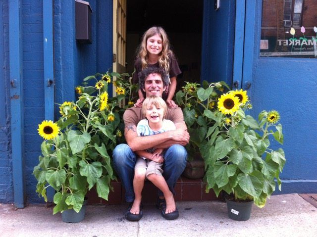 Pete Sinjin with daughter, Zoe and son, Tucker (Photo by Kira Smith)
