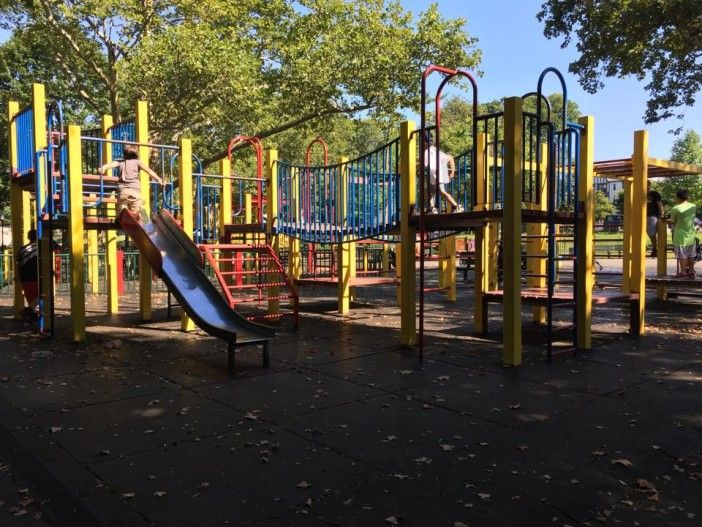 Bensonhurst Park (Photo by Melissa Akar/City Kid Corner)