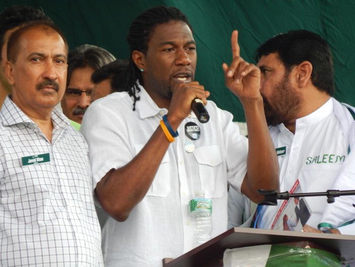 Councilman Jumaane Williams thanked the Pakistani community at the Brooklyn Mela. Photo by Ditmas Park Corner