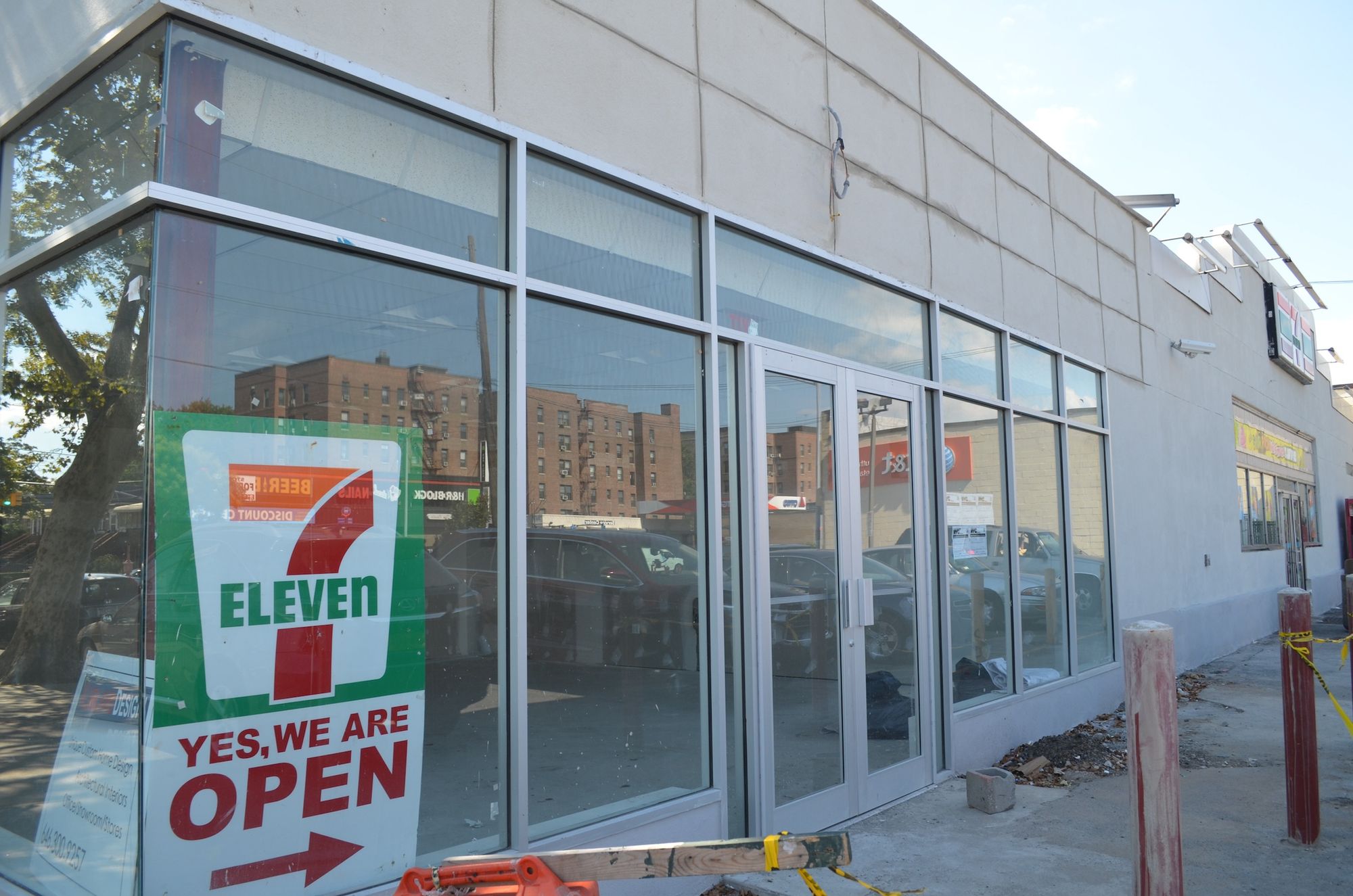 The new storefront at 3768 Nostrand Avenue. (Photo: Alex Ellefson / Sheepshead Bites)