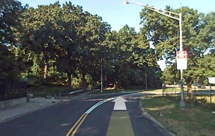 The Cypress Hills Street exit and entrace to the Jackie Robinson Parkway. Yellow and white pavement markings are gone when you exit the parkway. (Photo: Google Maps)