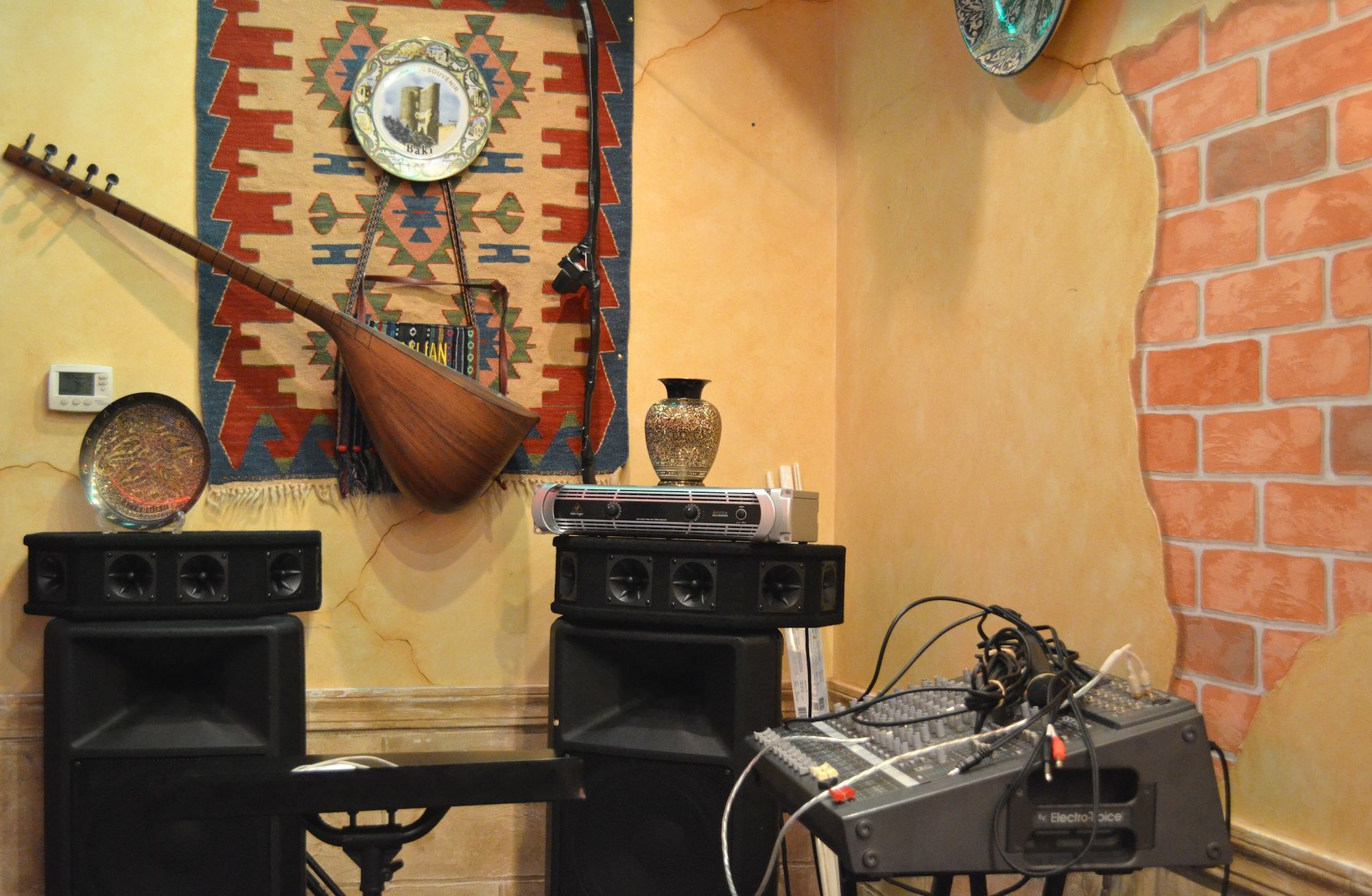 The sound equipment for live performances at Azarbaijan House.