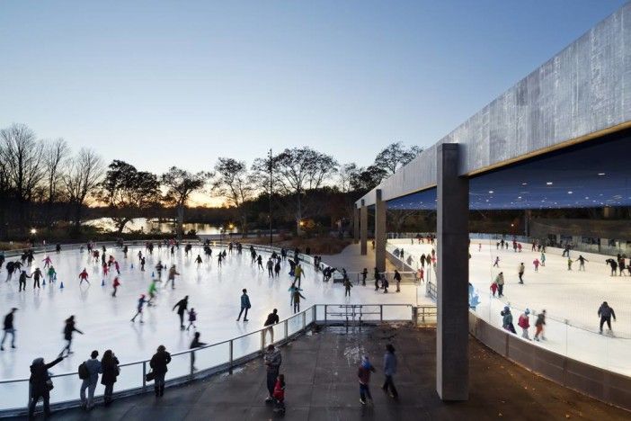 Learn to play Broomball at Lakeside. (Photo by Michael Moran/Prospect Park)