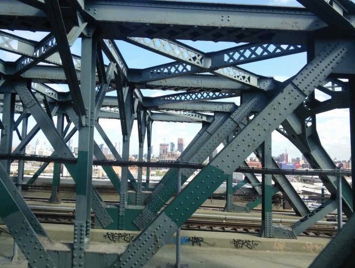 Elevated F Train looking Northeast to Downtown near Fourth Street.