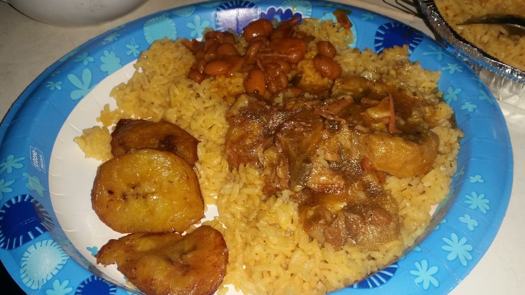 Bite Of The Day: Oxtail And Codfish Lunch Specials At El Cofre