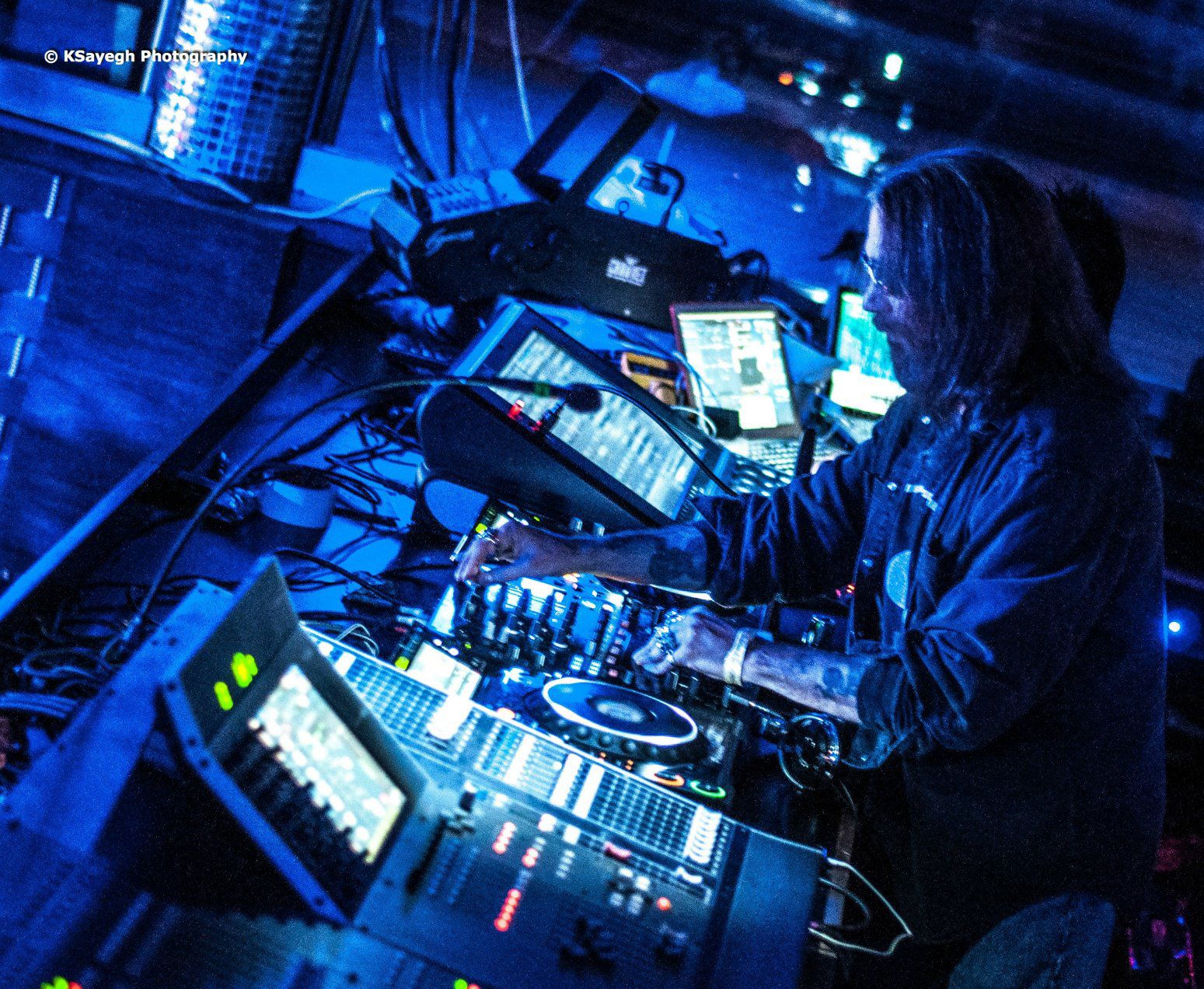 DJ Alex Kayne manning the booth at New York's Stage 48 (photo by KSayegh photography courtesy of Alex Kayne).