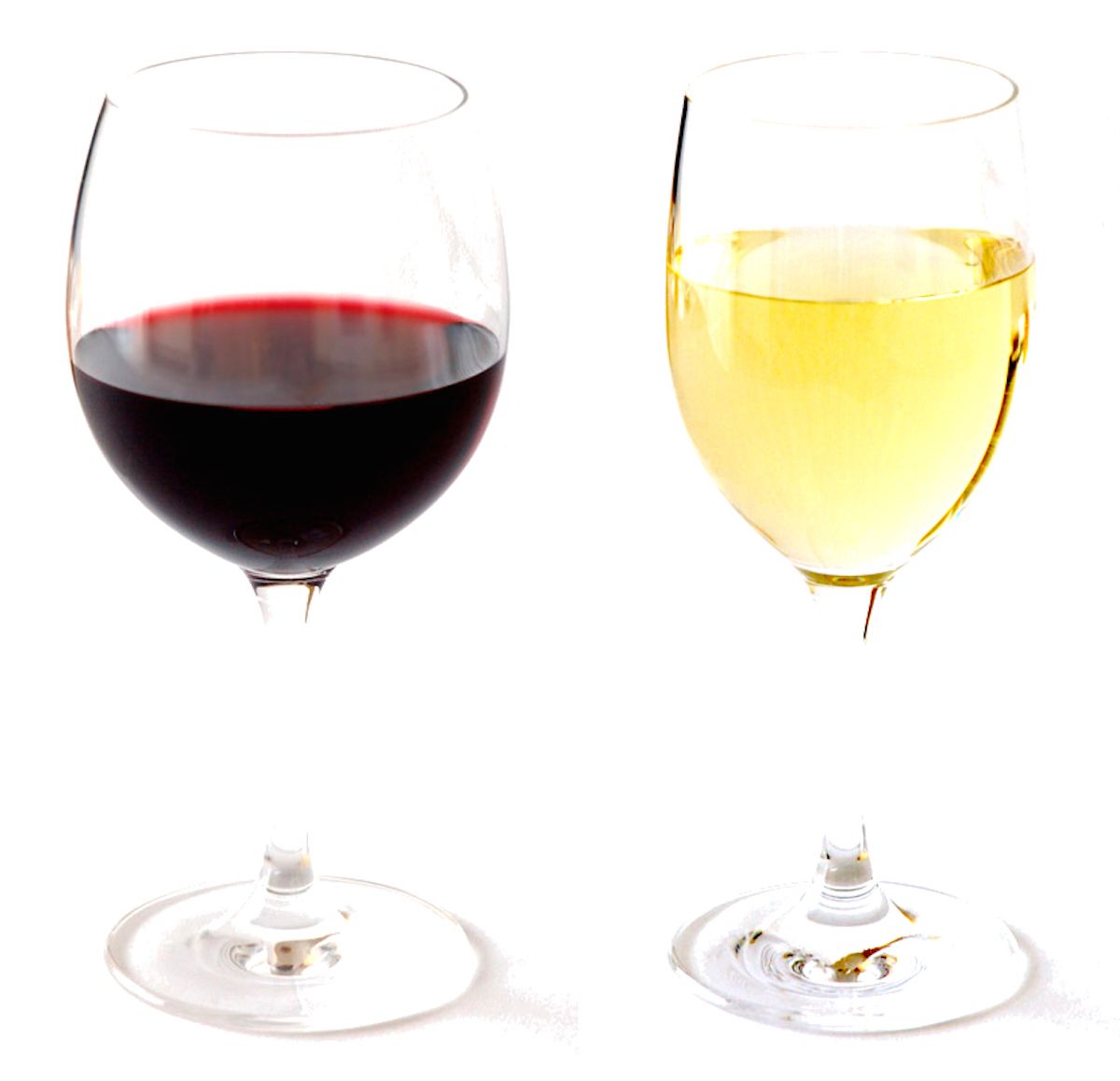 High_contrast_wine_glasses