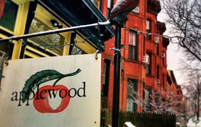 applewood closes