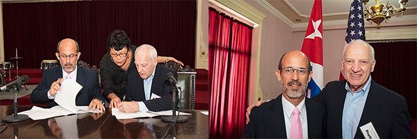 L-R: The signing of the partnership agreement; Rolando González Patricio, Rector of the Universidad de las Artes and Thomas F. Schutte, President of Pratt Institute. (Photo by Michel Pou/Pratt Institute.)