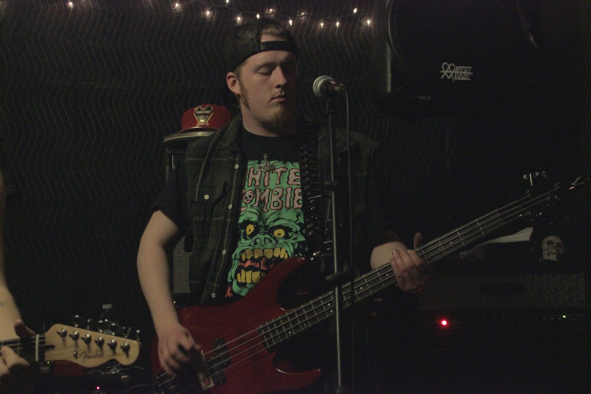 Joe Paris playing bass for Alouth. (Photo: Logan Frazier)