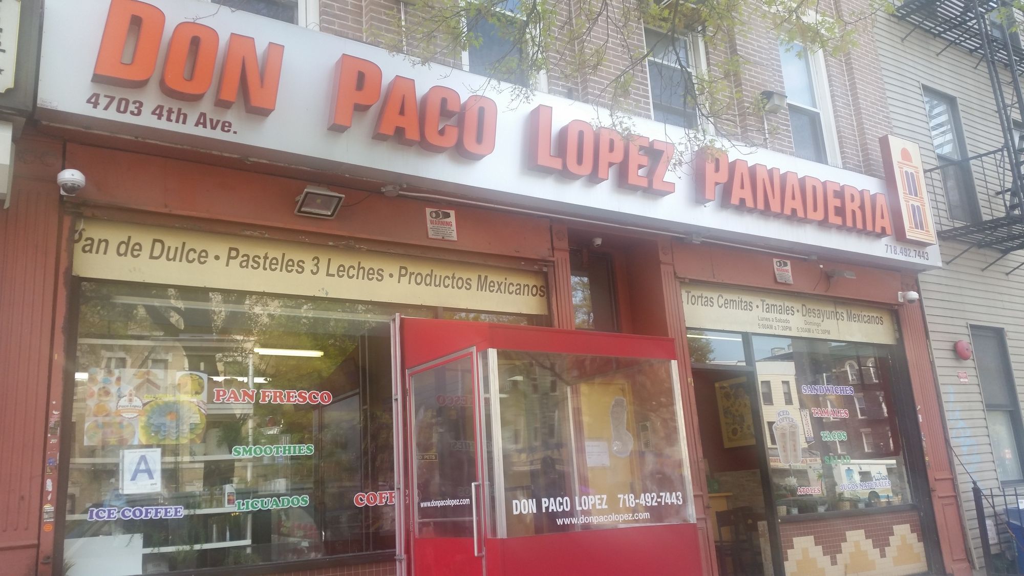 don paco lopez exterior