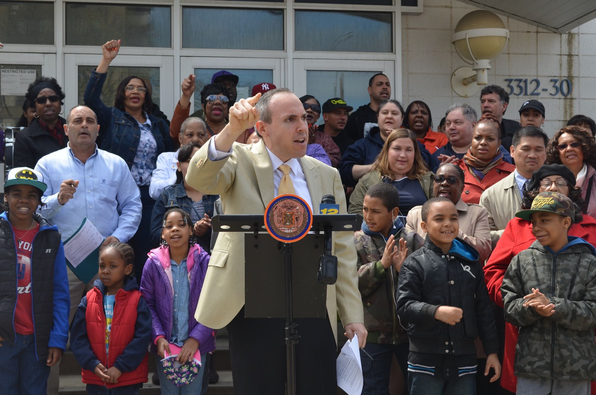 City Councilman Mark Treyger joined with Coney Island residents to demand the city purchase the former F.E.G.S. building. (Photo: Alex Ellefson / Sheepshead Bites)