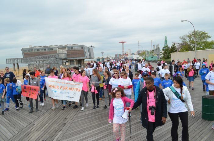 At least 200 people turned out for the Shorefront Y's Sixth Annual Walk for Autism. (Photo: Alex Ellefson / Sheepshead Bites)