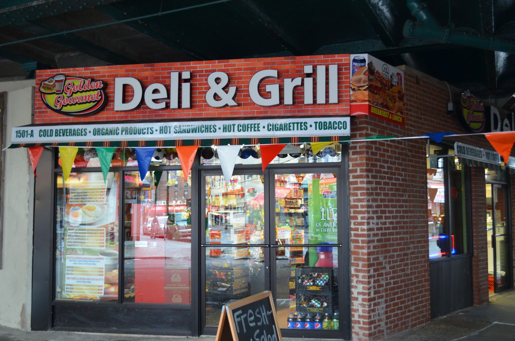 The new corner store at the corner of Sheepshead Bay Road and East 15th Street. (Photo: Alex Ellefson / Sheepshead Bites)