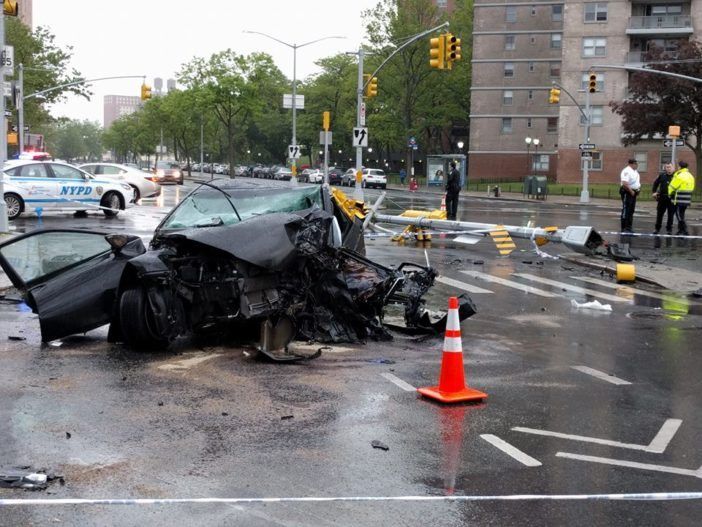 Crash at Ocean Parkway and Neptune Avenue. (Photo: Eugene Skorodinsky / Facebook)