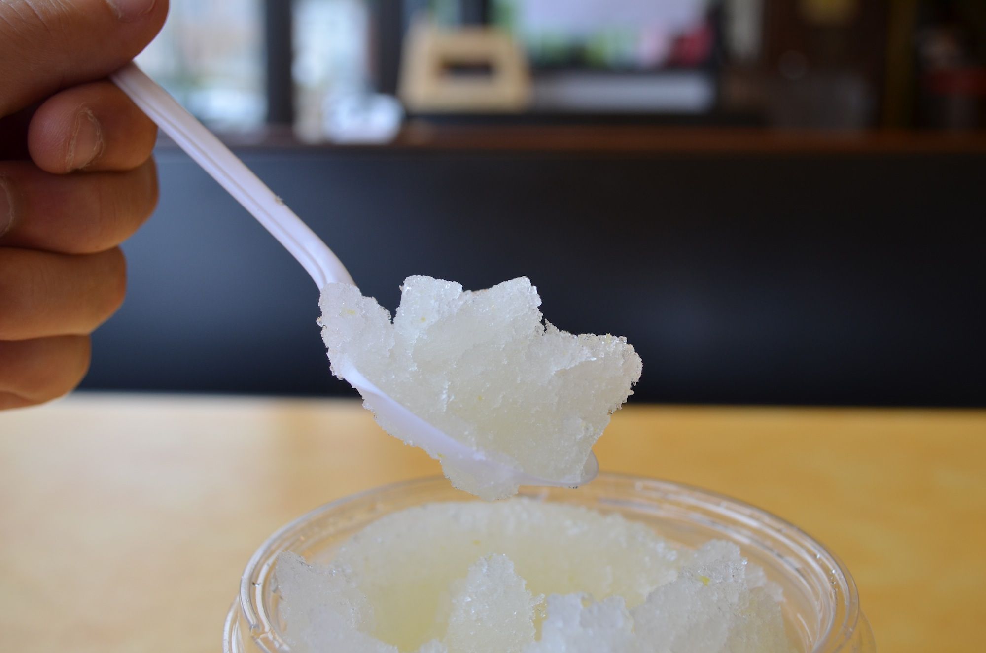The lemon ice at Roll-N-Roaster. (Photo: Alex Ellefson / Sheepshead Bites)