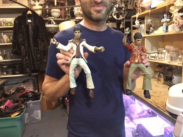 A pair of scarface figurines. (Photo by Rachel Silberstein/Bensonhurst Bean)