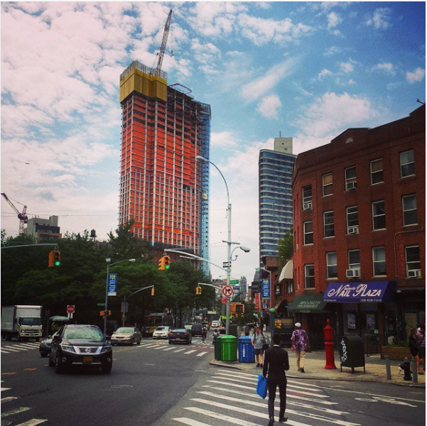 250 Ashland Place during construction. (Courtesy Instagram/ColinNY1)