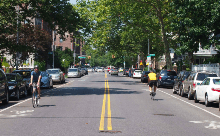 Two-way bike lane on Avenue H (Photo via NYC DOT)