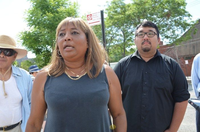 Pam Harris at a press conference in Kaiser Park last week. (Photo by Alex Ellefson/Sheepshead Bite)