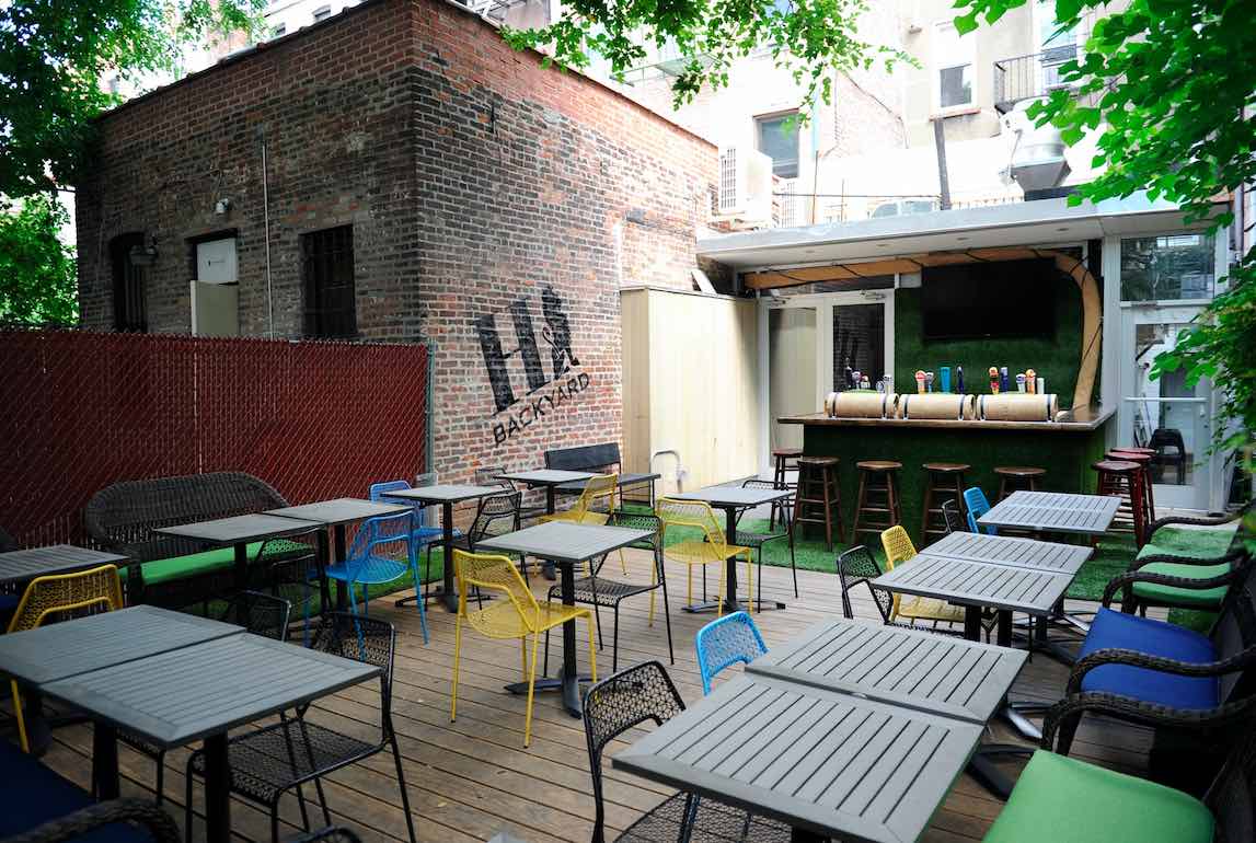 Beer And Banh Mi In The Great Outdoors: HENRI’s Backyard Opens Friday In Former Pickle Shack Spot