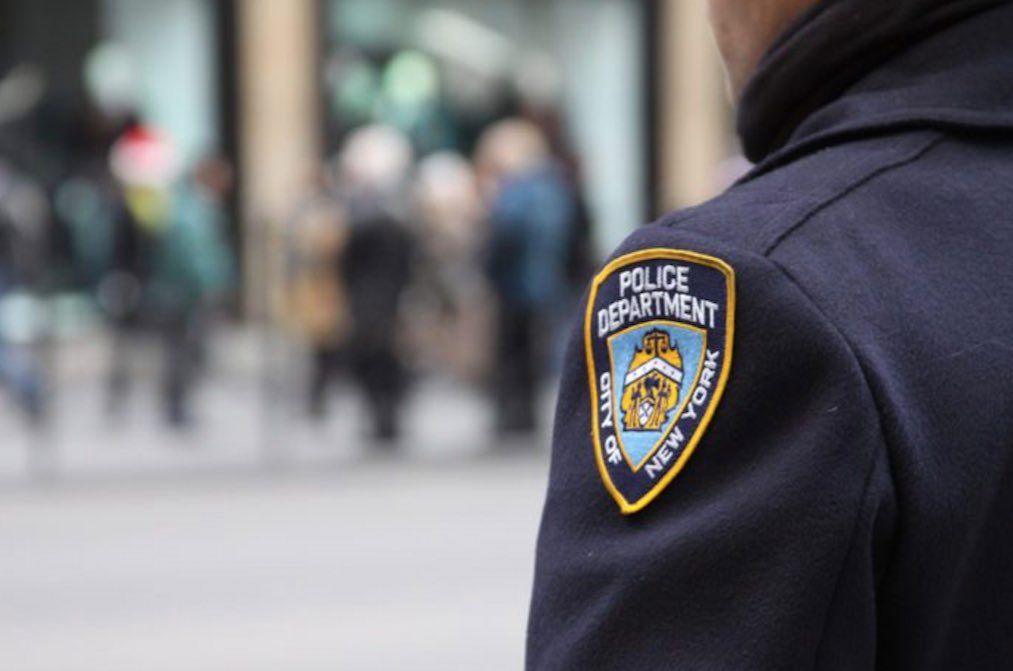 Weekend Crime Blotter: Homophobic Attack in Williamsburg, Pepper Spray on the 2 Train & More