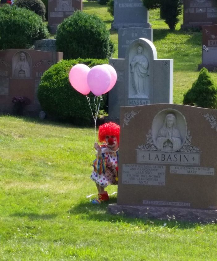 Clown in Green-Wood Cemetery