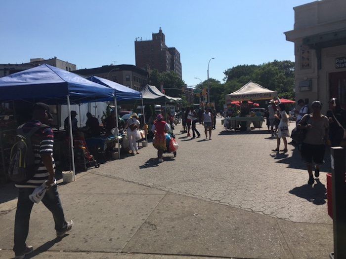 Parkside Plaza Greenmarket (Photo by Anni Irish)