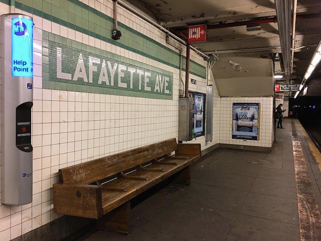 lafayette avenue subway station