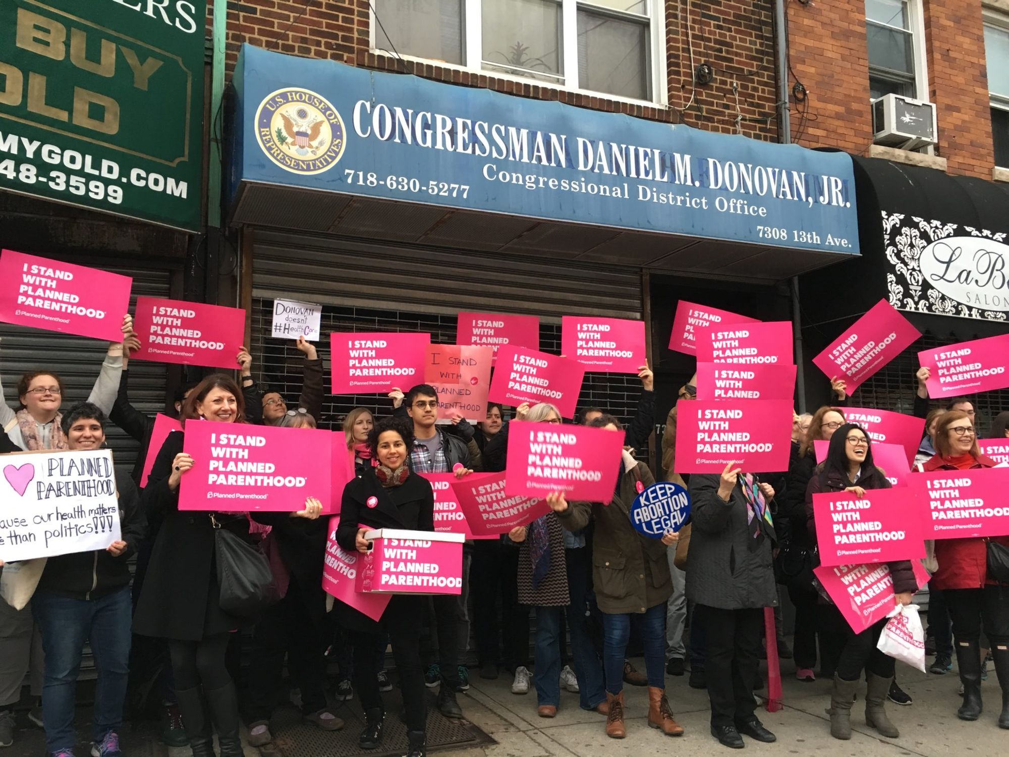 Activists Rally For Planned Parenthood While Donovan Decides If He’ll Support ACA Replacement Plan