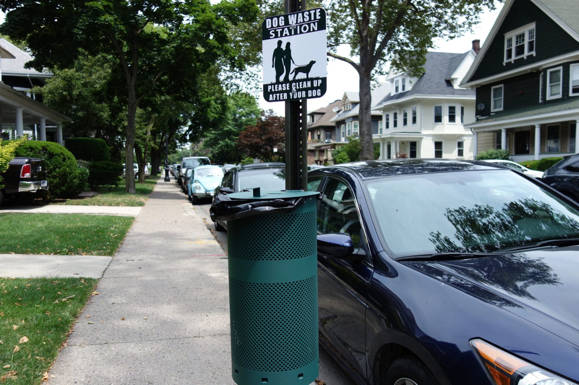Doody Calls: Neighbors Install Pet Waste Stations In Ditmas Park