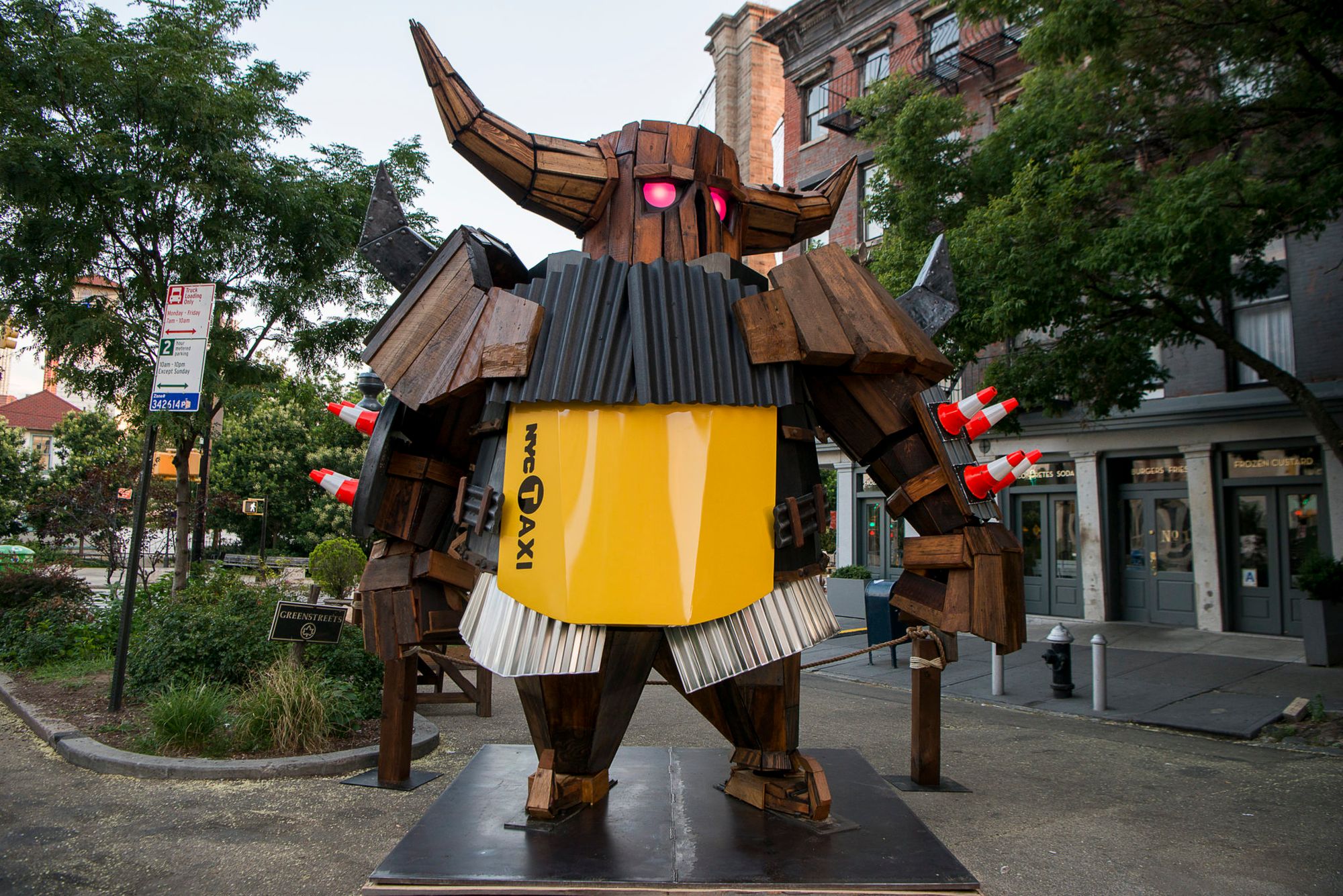 Check Out Two Clash Of Clans Sculptures In DUMBO This Weekend