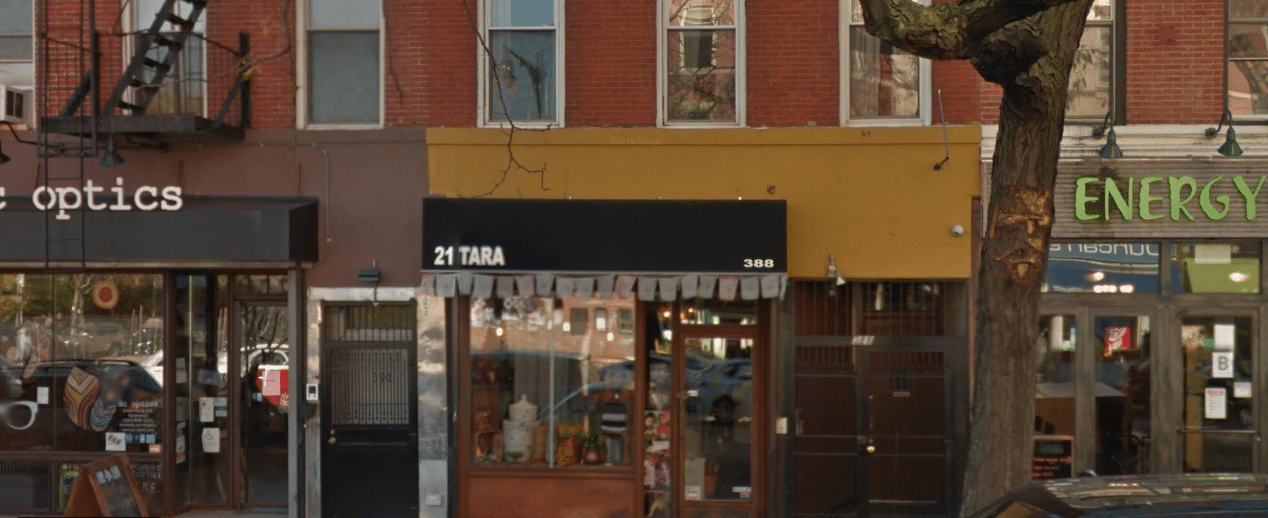 Two Men Steal $3,000 In Jewelry From Myrtle Avenue Shop